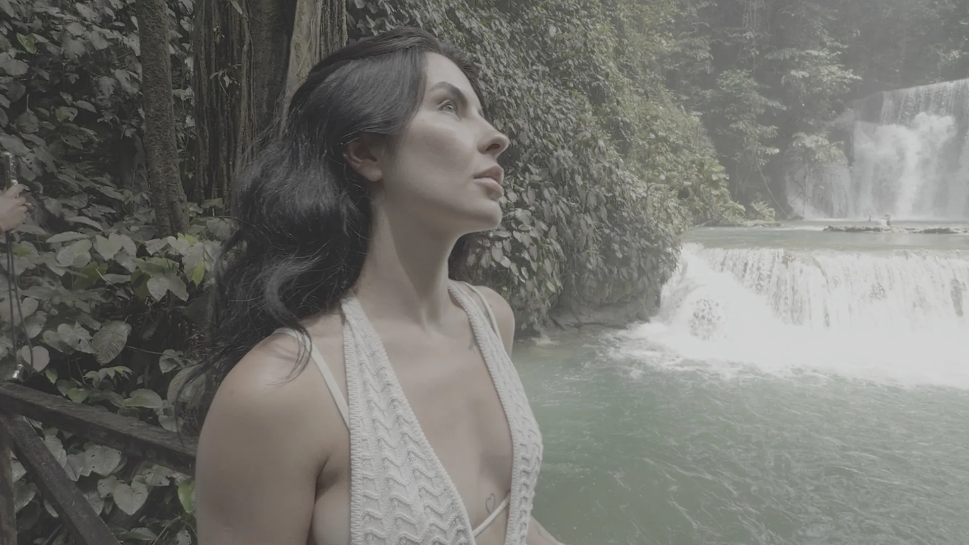 Cachoeira em Apple Log